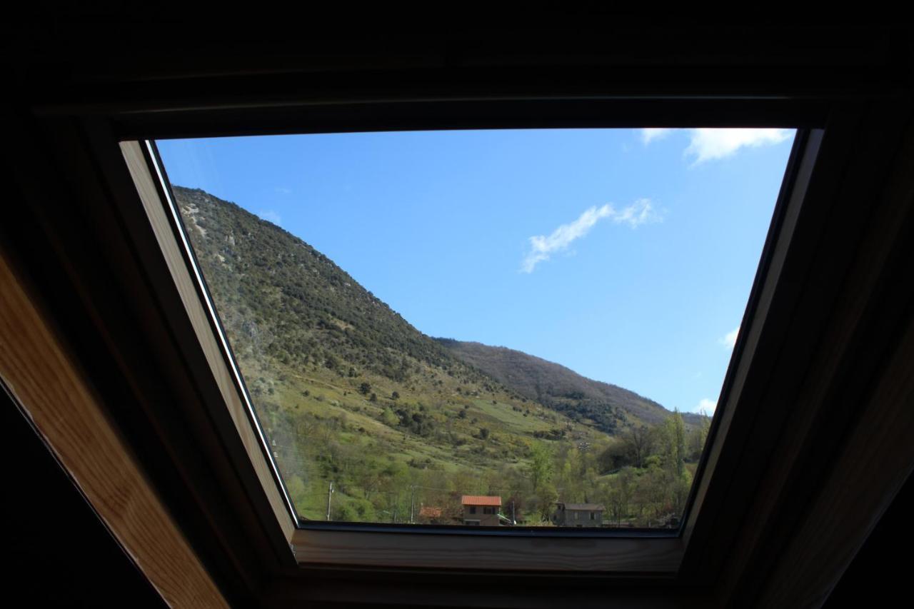 Maison De Charme Calme Entouree De Montagne Ussat エクステリア 写真