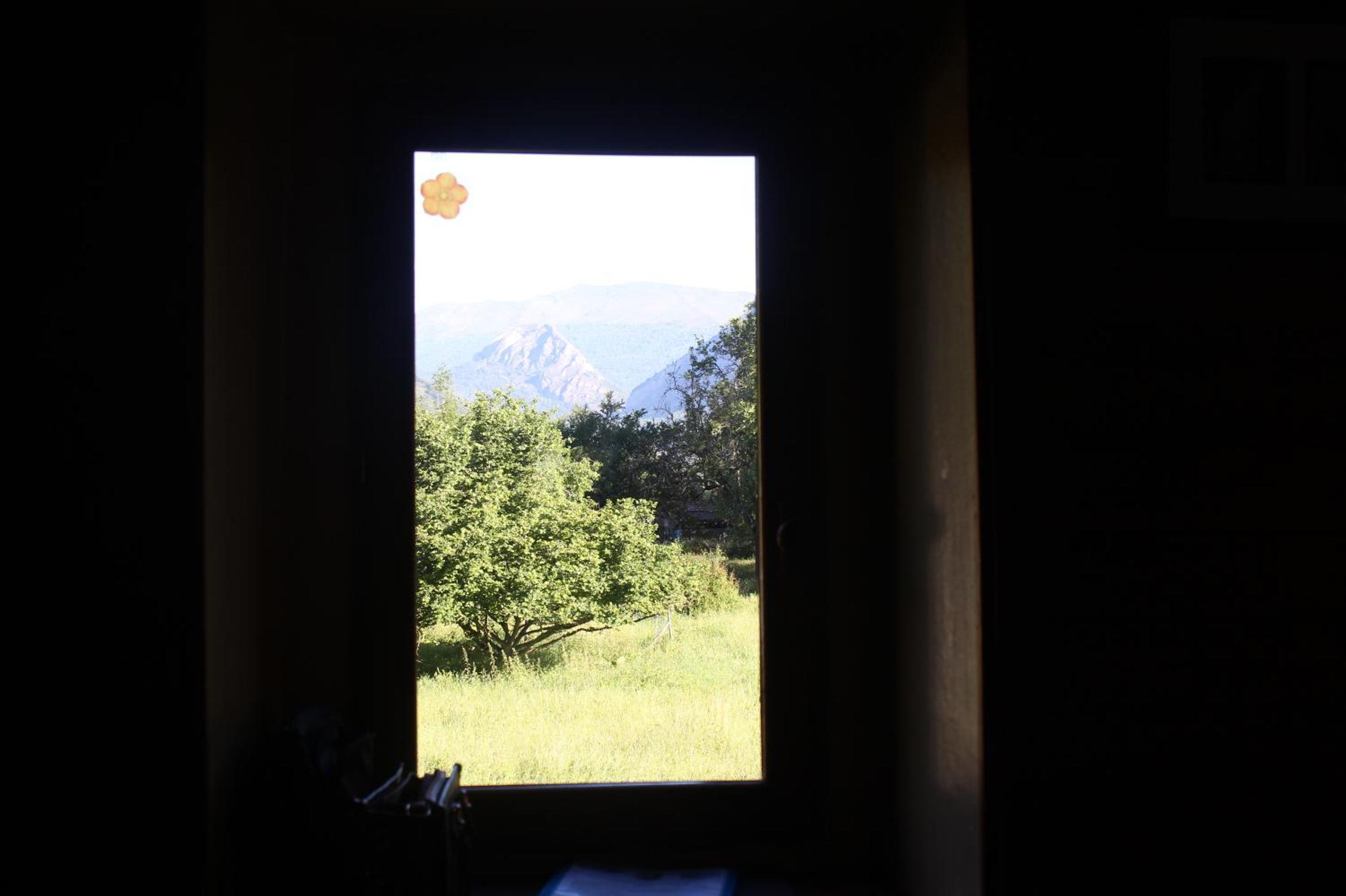 Maison De Charme Calme Entouree De Montagne Ussat エクステリア 写真
