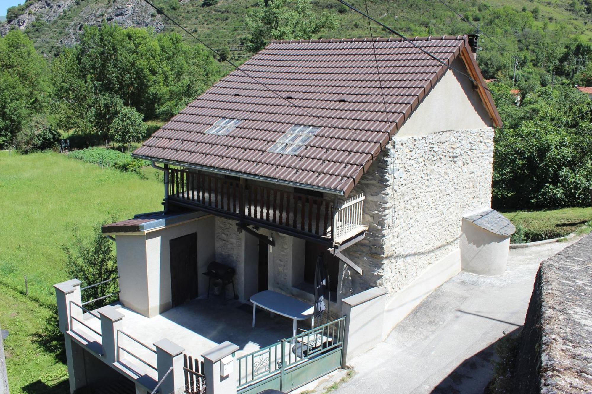 Maison De Charme Calme Entouree De Montagne Ussat エクステリア 写真